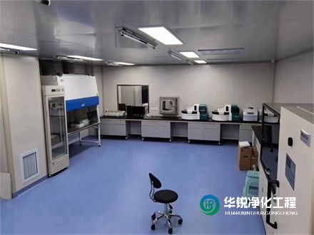 在檢驗(yàn)科裝修時(shí)，如何確保施工質(zhì)量和進(jìn)度？
